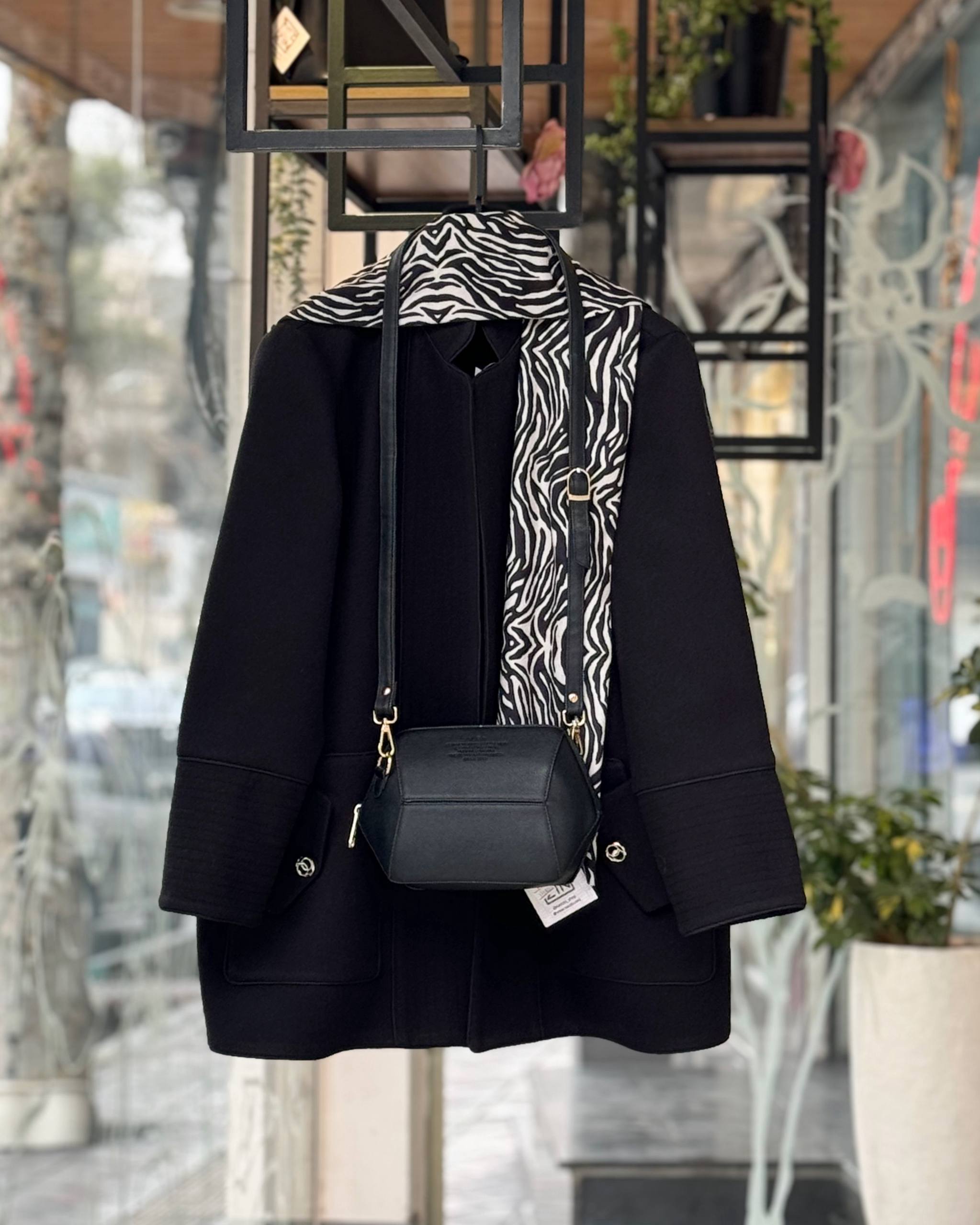 پالتو جیب دار مشکی CW0037