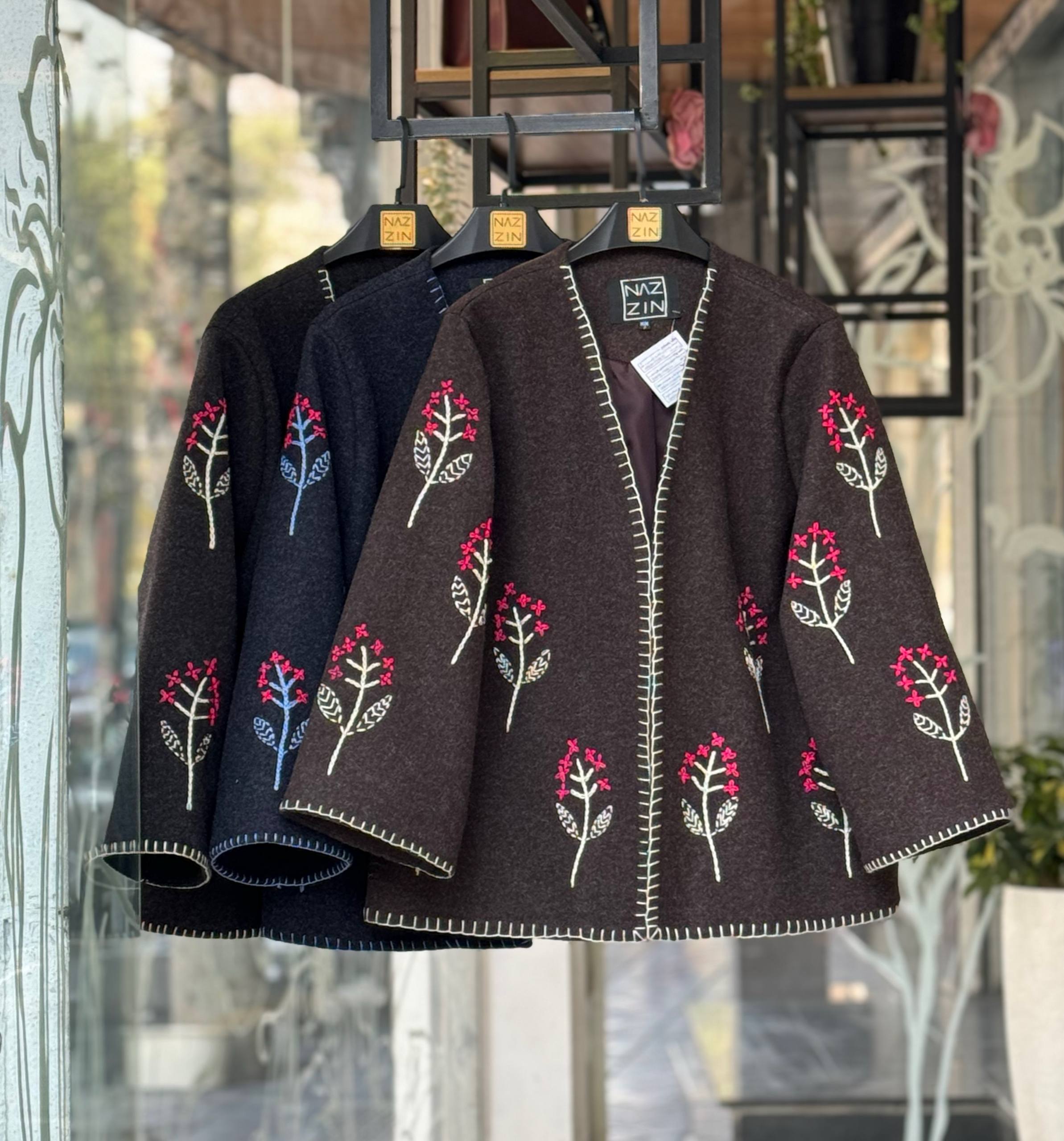 پالتو گلدوزی شده کوتاه CW0002